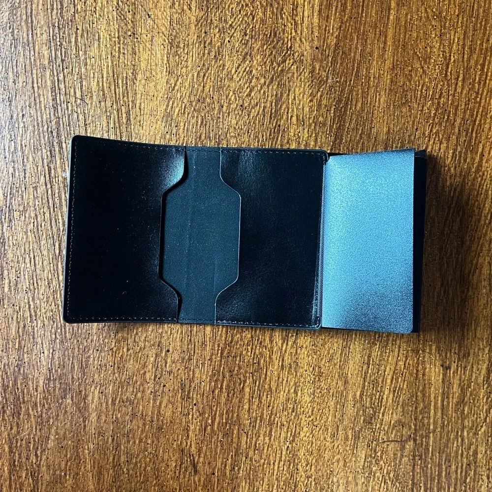 NWOT Black Wallet
